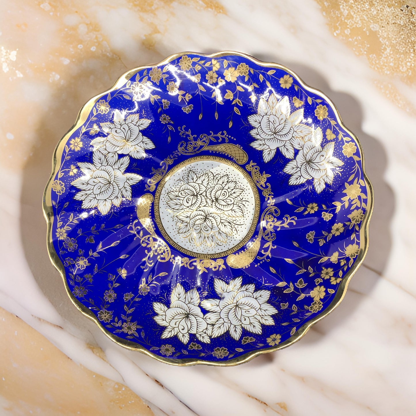 18-Inch Cobalt Blue Decorative Ceramic Plate with Gold & White Floral Design